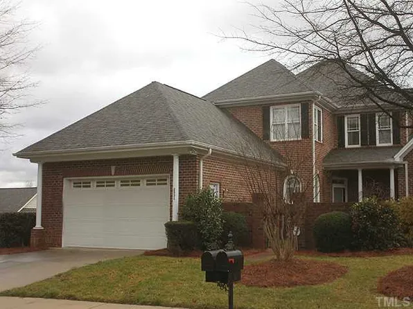 2531 Carriage Oaks Dr, Raleigh, NC 27614