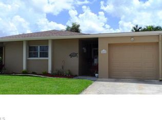 5593 Trellis Ln, Fort Myers, FL 33919