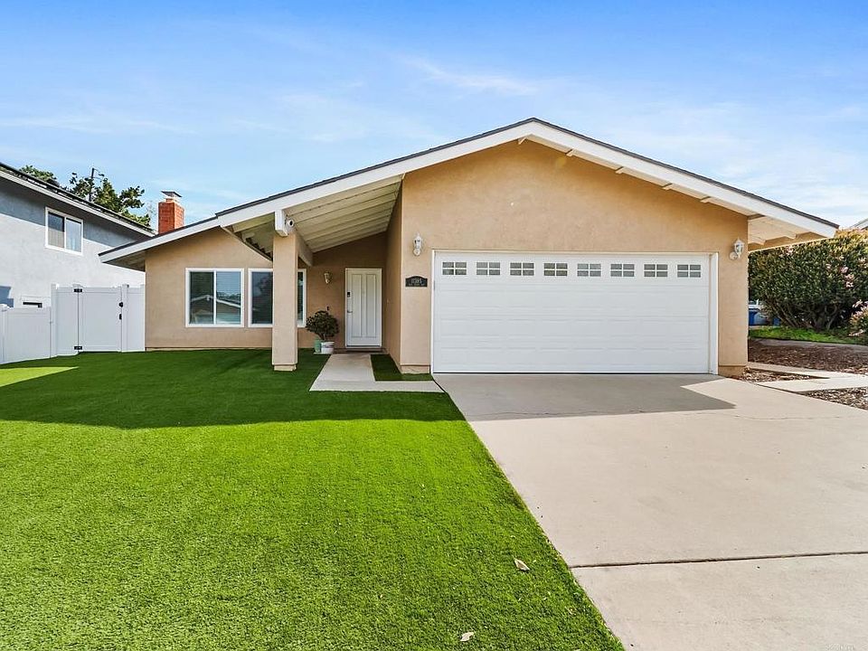 1st image of 11385 Red Cedar Way