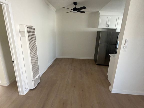 5th image of 2733 Montrose Ave #7