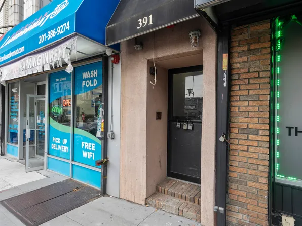 391 Central Avenue image 22 of 25