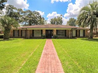 301 Orchard Dr, Lake Charles, LA 70605