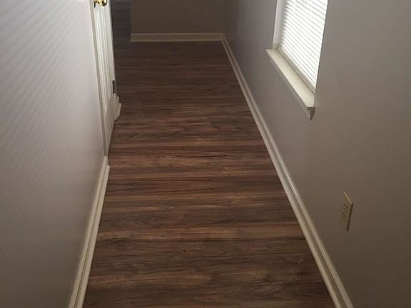 5th image of 672 Graftons Mill Ln