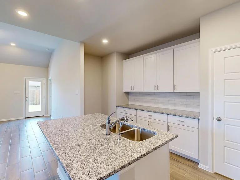 405 Wydown Dr — Photo 23