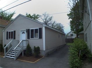 11 Noyes Ave, Providence, RI 02907