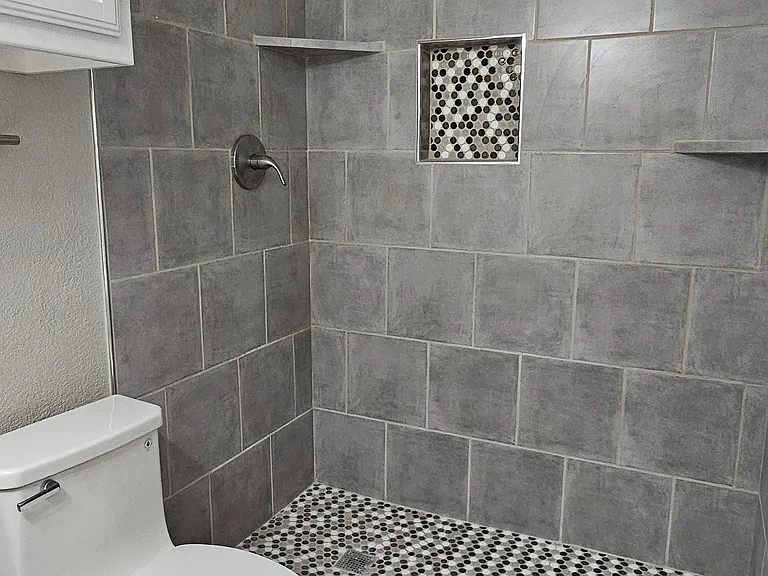 321 Fairhavens Dr — Photo 6