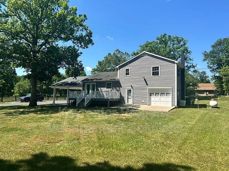781 Cold Springs Rd — Photo 38