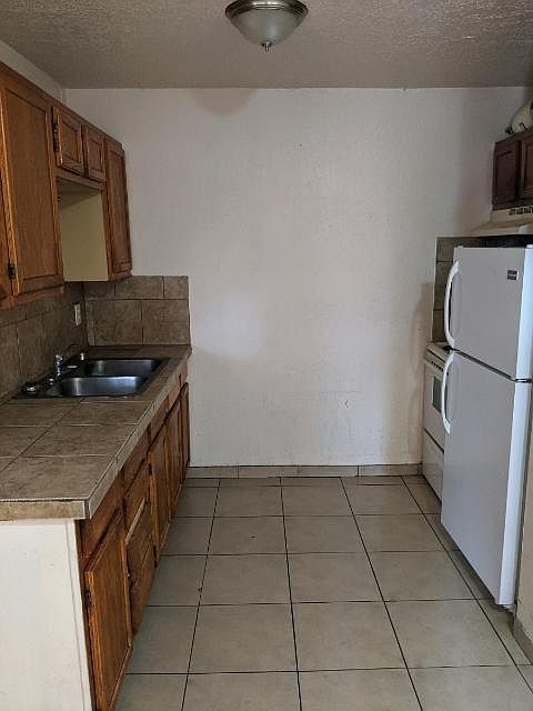 2nd image of 148 General Arnold St NE