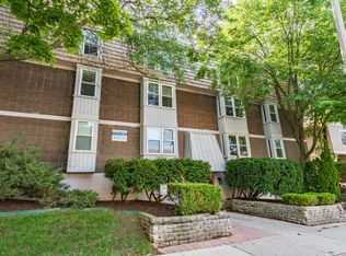 3245 N Oakland Ave #477112, Milwaukee, WI 53211