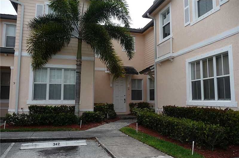 1st image of 2884 SE 2nd Dr Unit 10