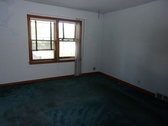 5th image of 5023 S Lavergne Ave
