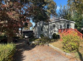 25 Mohawk St, Coventry, RI 02816