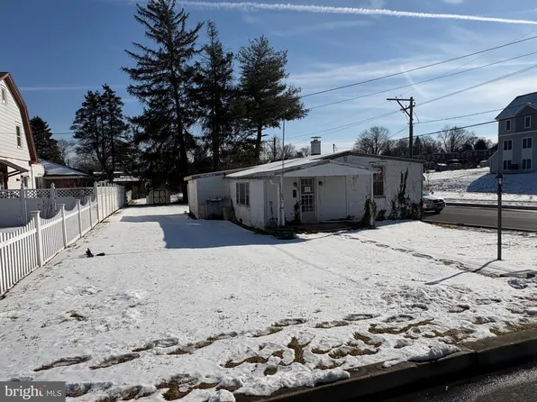 1256 Saint Joseph St, Lancaster, PA 17603