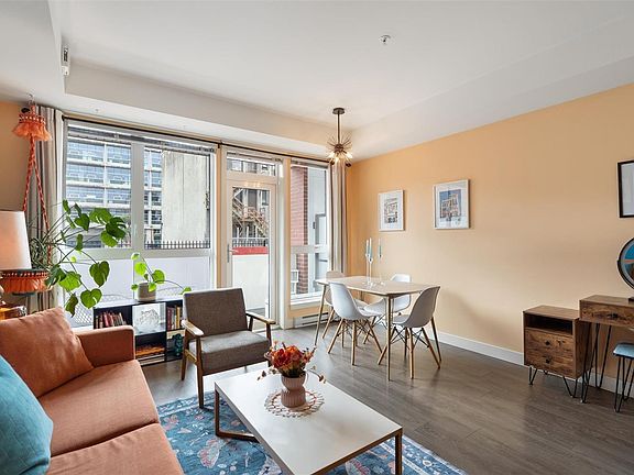 3rd image of 613 Herald St #206