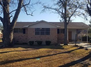 305 Blakely St, Hahira, GA 31632