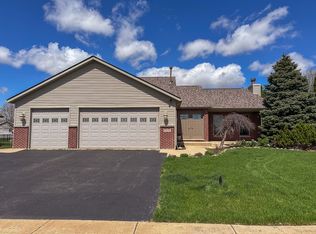 2535 Mary St, Belvidere, IL 61008