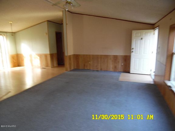 5th image of 28739 Violet Ave