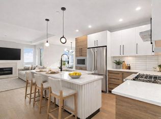 990 Doumac Ave #206, Saanich, BC