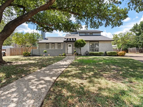 1106 Berkley Ct, Cleburne, TX 76033