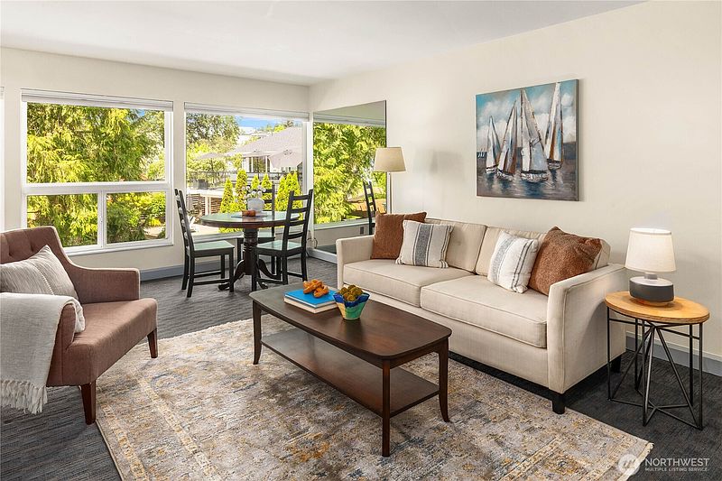 3rd image of 6201 Lake Washington Boulevard NE #208