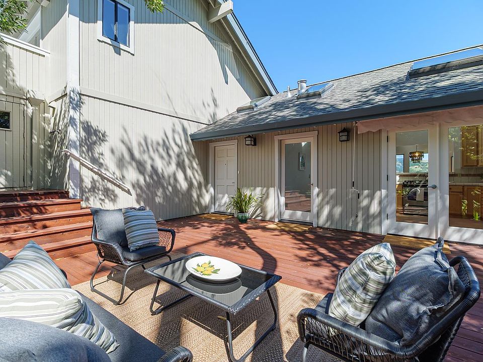 1st image of 27 OAKWOOD Court