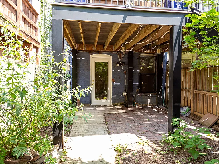 1350 Kenyon St NW — Photo 21