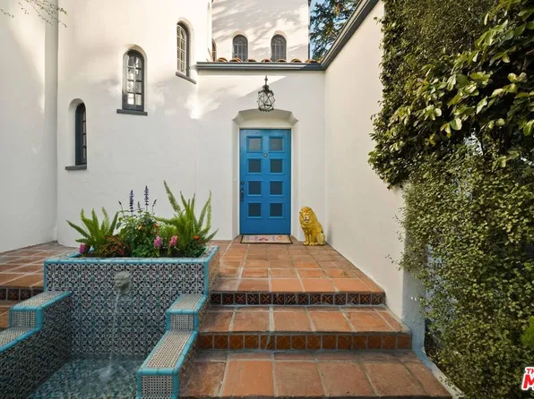 2041 Grace Ave, Los Angeles, CA 90068