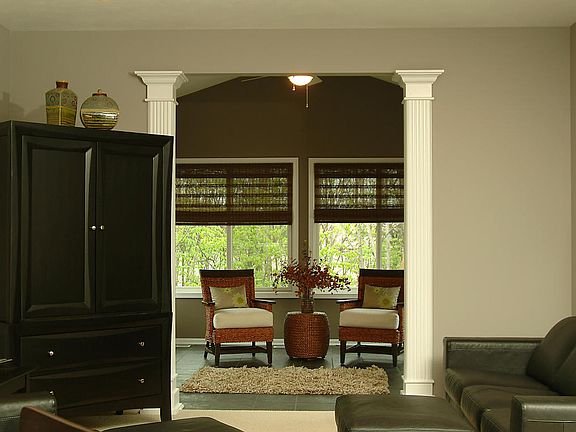 2nd image of 1027 Kensington NW