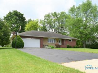 730 E Linfoot St, Wauseon, OH 43567