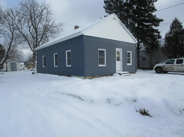18 Braden Street, Presque Isle, ME 04769