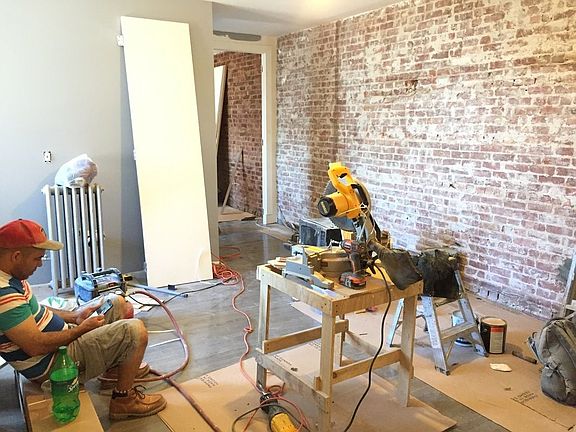 3rd image of 18 E 21st St APT F10