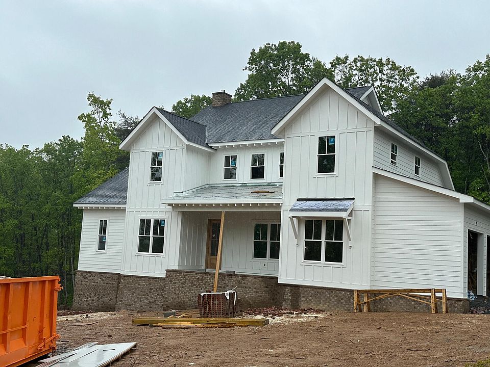 2nd image of 8229 Mountain Laurel Trl #51