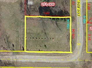 Lourdes St, Valparaiso, IN 46385