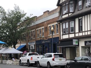 22 S Broad St APT 10, Ridgewood, NJ 07450