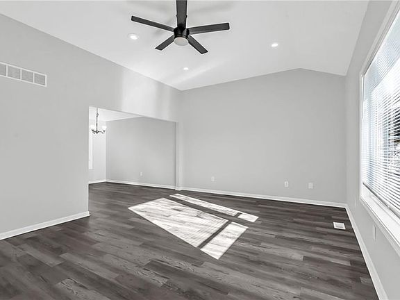 5th image of 6716 NW Lawson Ln