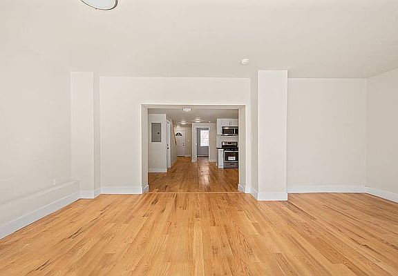 4th image of 184 Herkimer St Floor 1