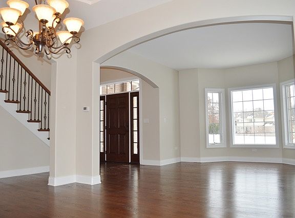 4th image of 15021 S Mackenzie Dr