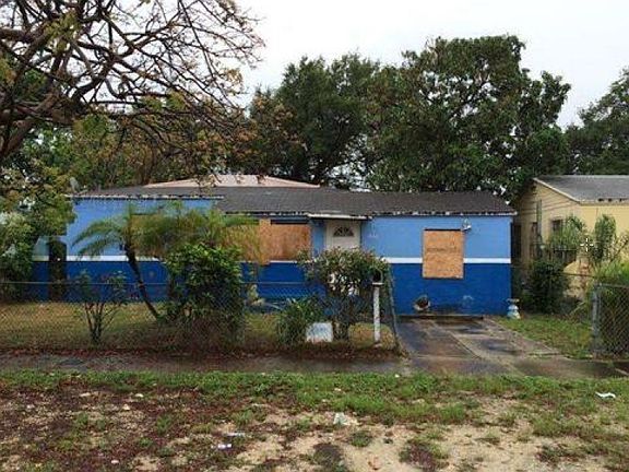4th image of 1468 NW 42nd St