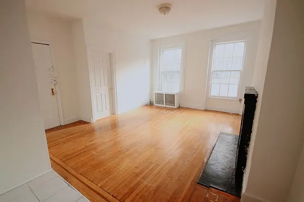 Rented by Highline Residential | media 8