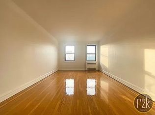 34-50 29th St #4E, Astoria, NY 11106
