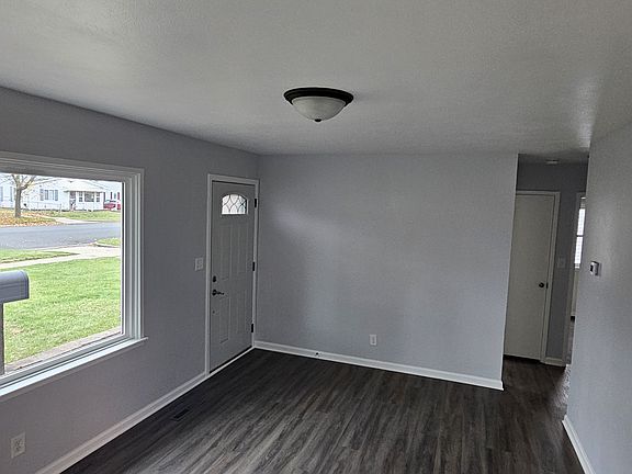 5th image of 111 Broadway Blvd