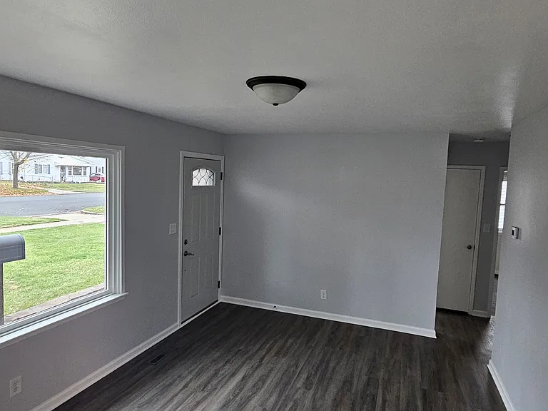 111 Broadway Blvd — Photo 5