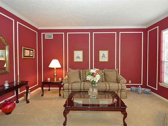 4th image of 3002 Woodland View Dr