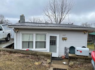 607 S 4th St, Woodsfield, OH 43793