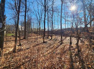 16 Gardiner St, Mahwah, NJ 07430