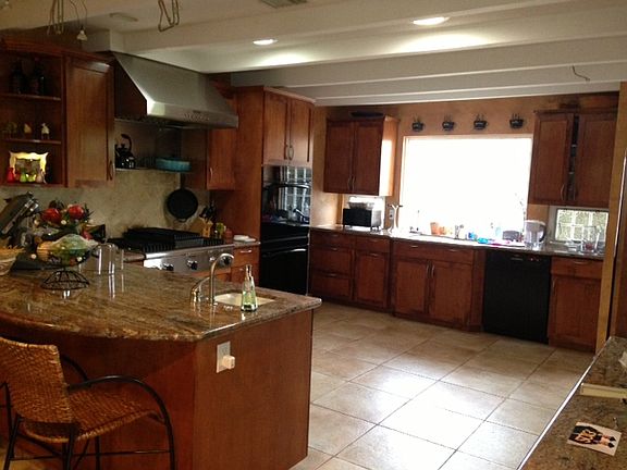 2nd image of 5534 Del Cerro Blvd
