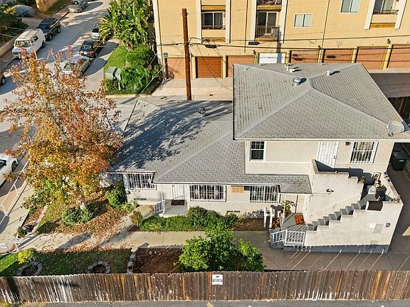 4th image of 4513-19 55th St