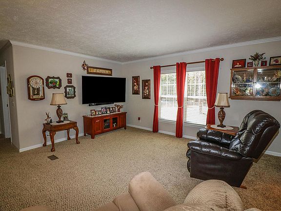 4th image of 168 Forest Hill Dr