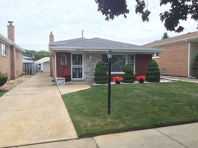 1st image of 661 Saginaw Ave