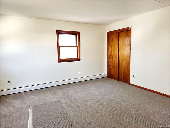 5th image of 48 Ramapo Ave
